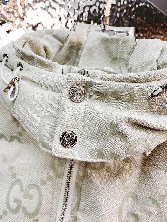 100%市面最高品质，进口面料，里布最高标准，绝不跑绒，