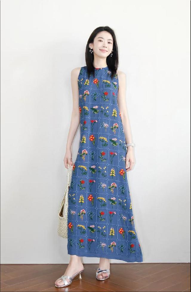 天然空调纯亚麻显瘦连衣裙 无袖设计藏肉又透气 自带松弛感 宽