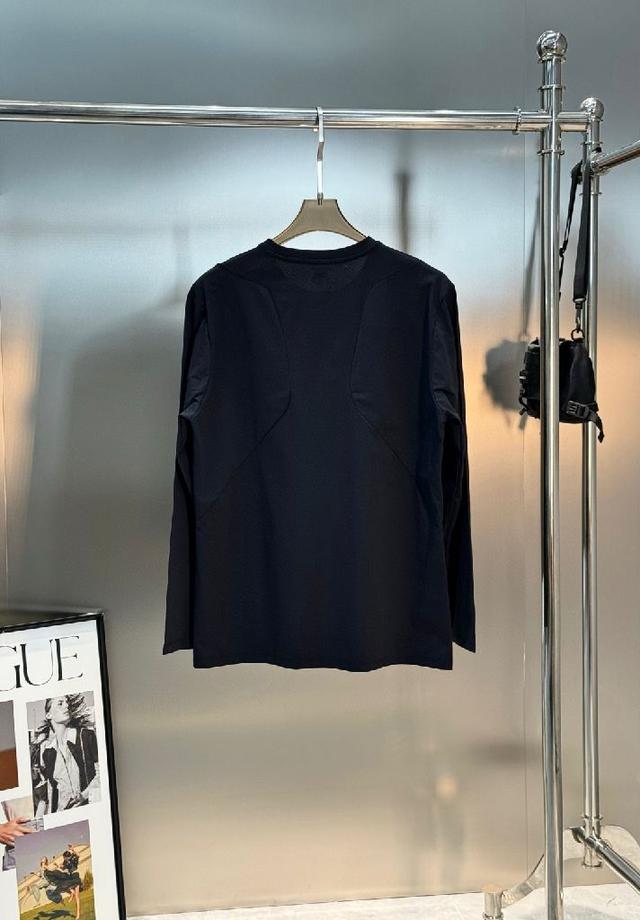 DESCENTE迪桑特  秋季男士长袖T恤最新版型系列，