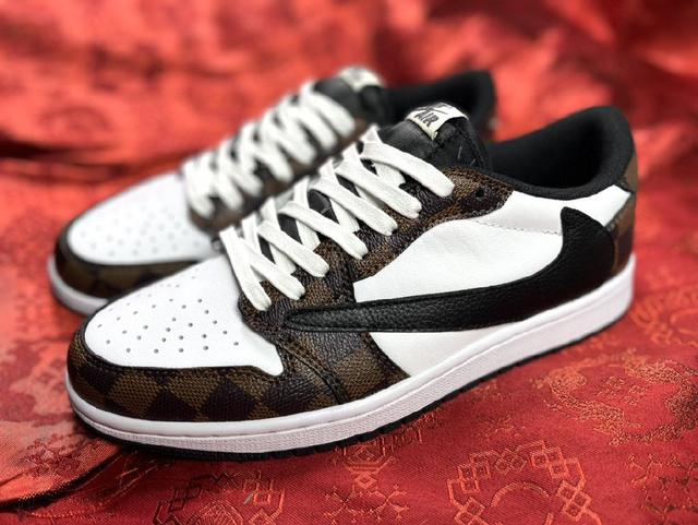 Rare Customized Air Jordan 1 TS低帮倒勾 supreme 驴牌