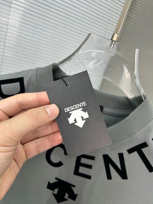 DESCENTE迪桑特  2025ss春夏最新款短袖T恤出货啦！！