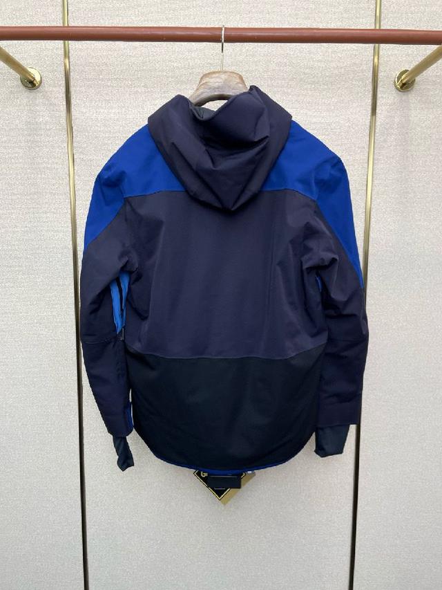 Moncler 蒙口 2025秋冬新款🆕羽绒服 原版1:1订制五金配