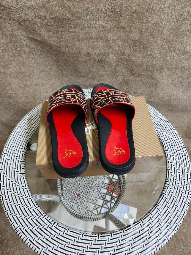 ChristanLouboutin简称CL萝卜丁 /男士红底拖鞋凉鞋