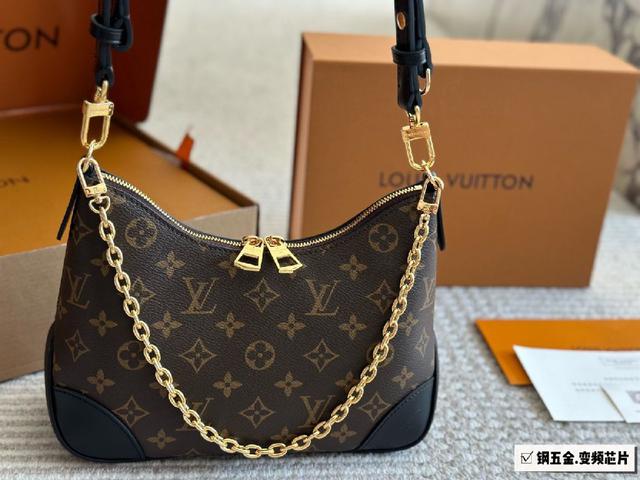可盐可甜的 MiuMiu 女孩 miumiu wander包包