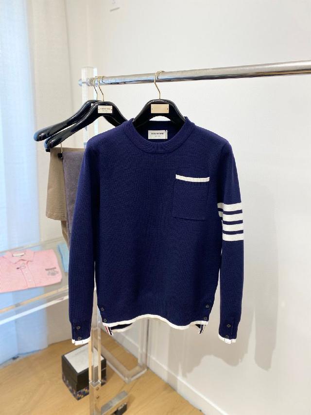 2025新品羊毛衣 具有手感细腻柔软，可直接与肌肤接触