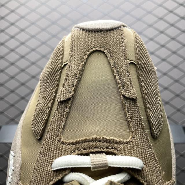 大厂代工流水线打造 纯原级既视感 细节随意对比