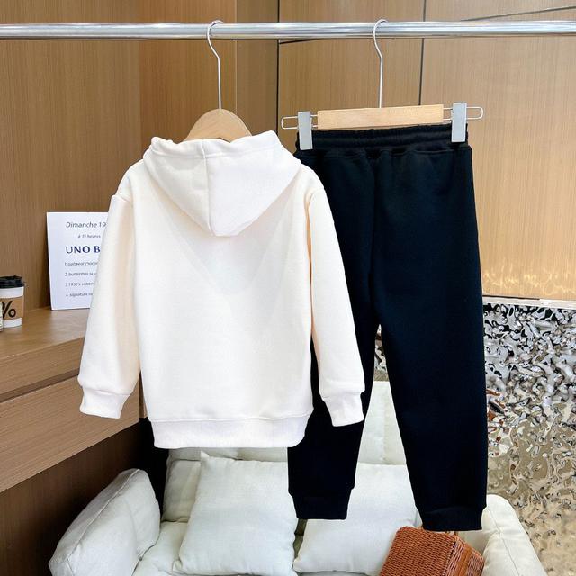 LEE 高端童装，男女童连帽加绒套装，华棉奥粒绒面料，超大的朵绒特别暖，胸前经典LOGO设计