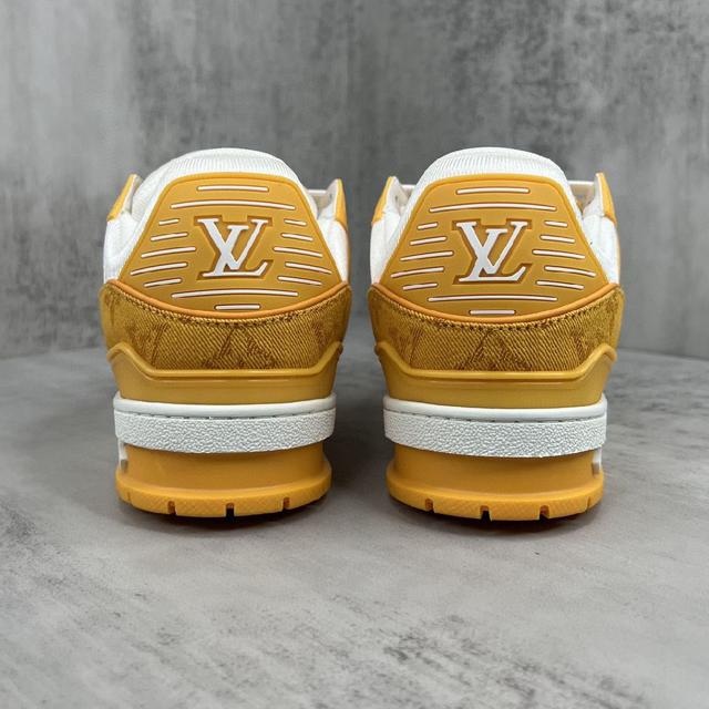 Louis*Vuitto* LV Trainer 最新走秀款 大底和面料私模 绝