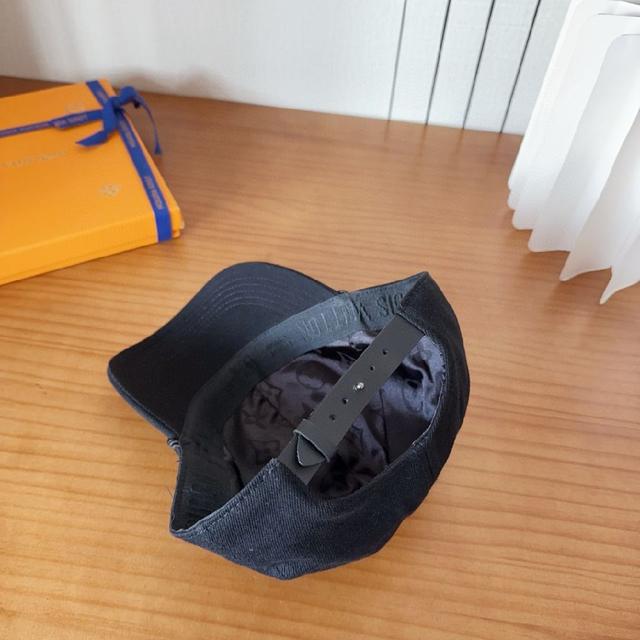 迪奥渔夫帽🧢休闲百搭款🆒 👏饱满立体高颅顶❗️