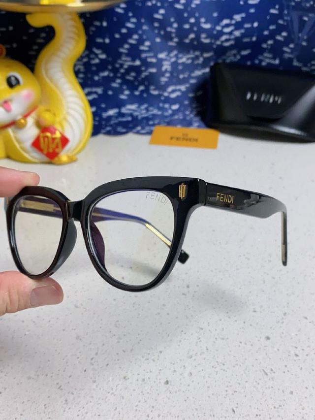 偏光墨镜女士太阳镜2025新款高级感防晒防紫外