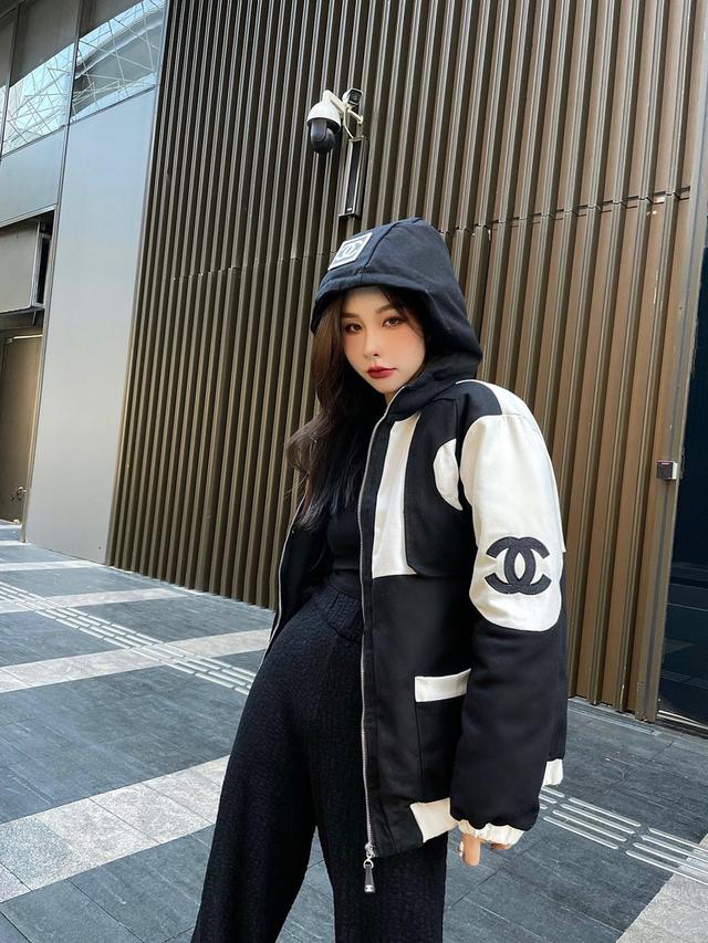 小香中古羽絨服