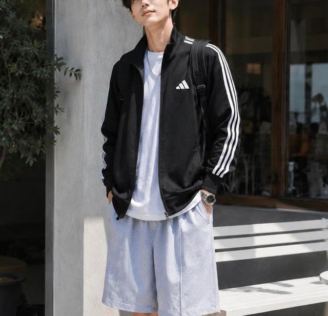 美國 🇺🇸Adidas 男 經典三線運動外套 🖤#隨時結單