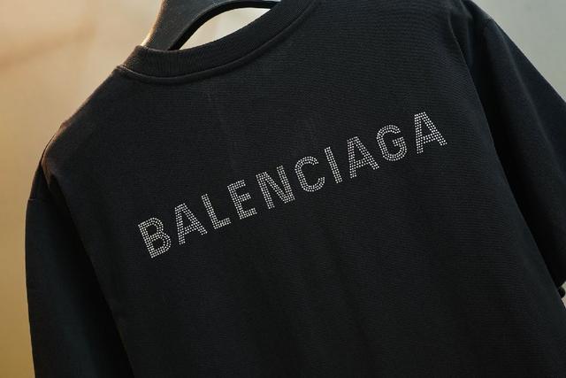 DIOR dior泼墨满印圆领短袖 采用280克32支双纱面料