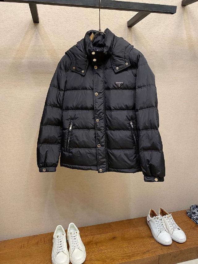 官网32000 充绒量320克 25新款休闲百搭可拆卸帽子保暖简约羽绒服 欧洲贸易渠道，