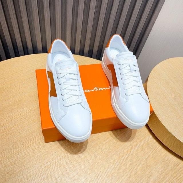 欧洲Santoni/新款运动休闲鞋👉 专柜同步上线