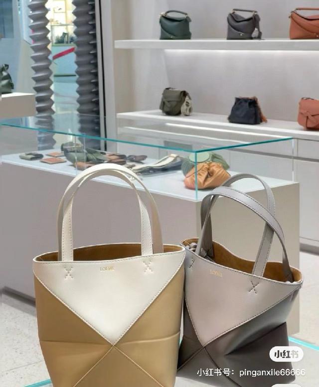 最新折叠包 通勤 日常都很好搭配 实用又耐看…