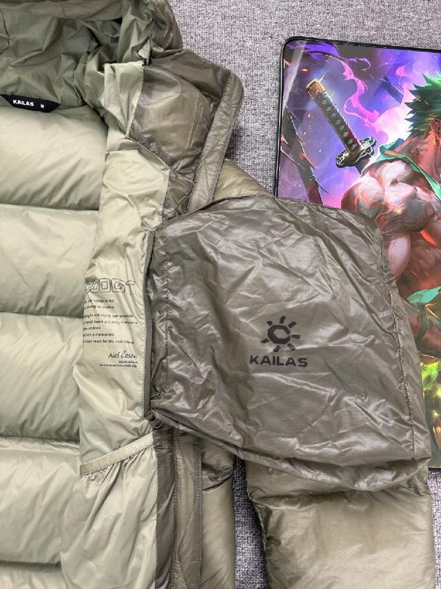 1000蓬松度！25年最火羽绒服出货！上得雪山，下得“厨房”受无数户