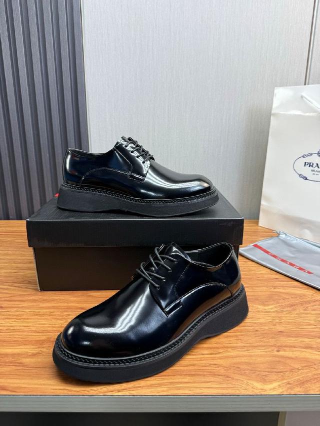 Prad*普拉达.男士爆款时尚皮鞋👞