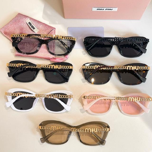 MIU MIU太阳眼镜🎀🎀🎀 MODEL:OMU 12WS 🎀🎀