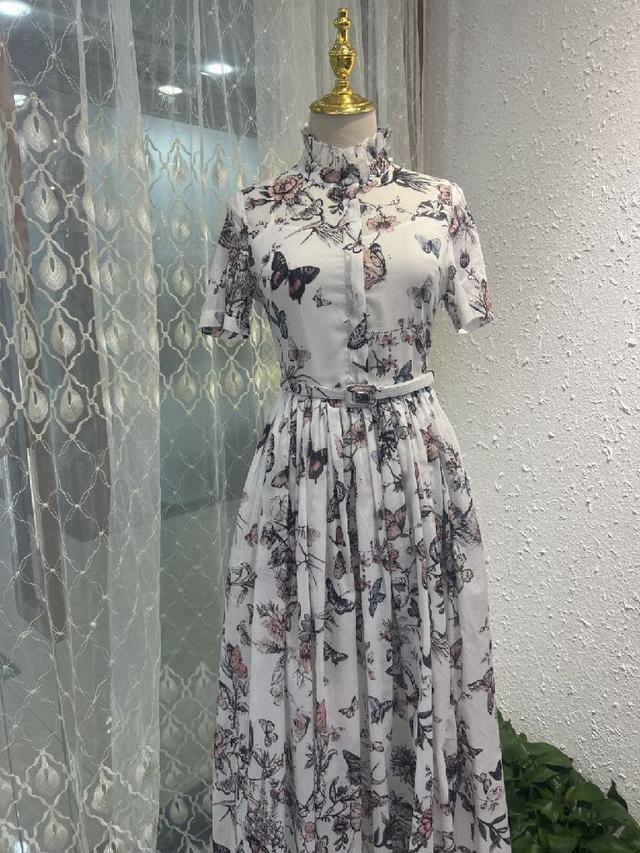 女装 配包装翻单出货迪奥 粉色蝴蝶棉布印花纽
