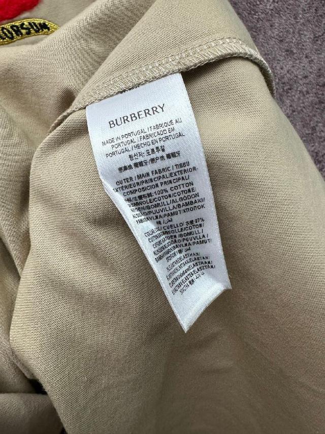 巴宝莉 2026马年骑士徽标多色短袖 本款T 恤衫选用轻盈