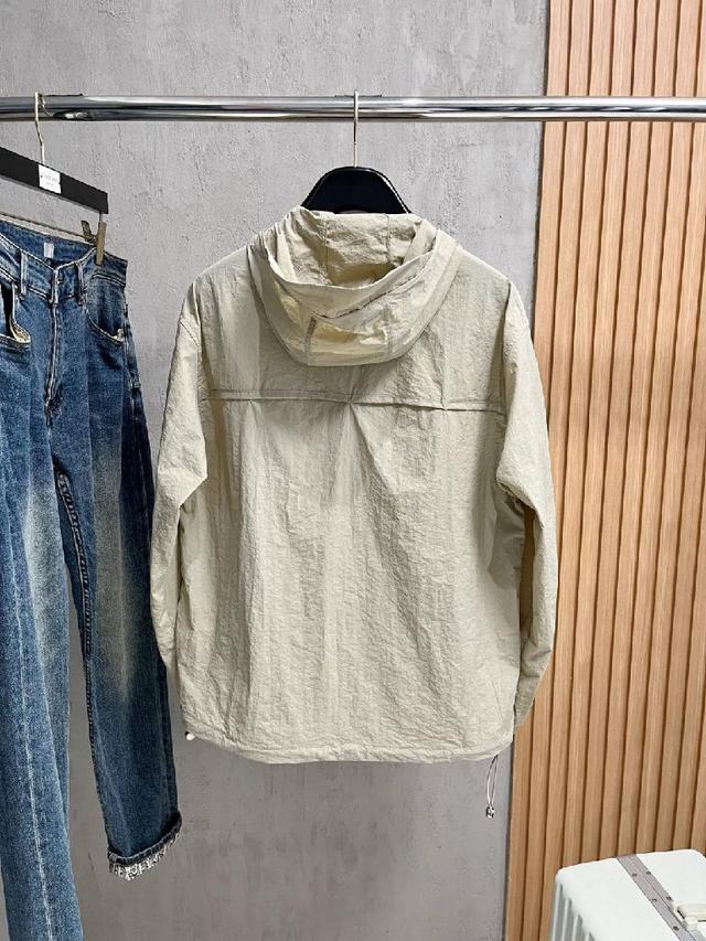 迪桑特 2025春夏新款男士防晒服轻薄外套，​独特订制防晒四面弹面料