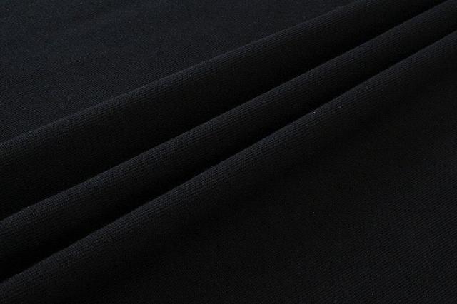 不同颗粒打造渐变褪色效果。为了获得良好的渗透印花效果，采用全新专业渗透水浆，其渗透效果进一步的增强