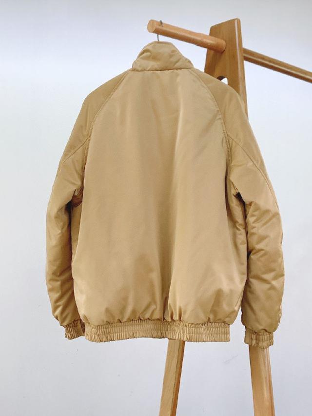 2025FW秋冬新品  立领夹克羽绒服：把英伦格纹的