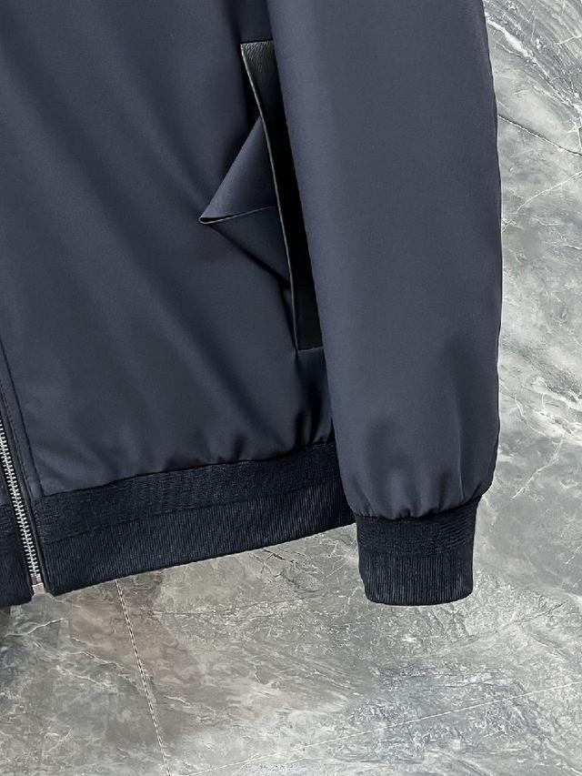 羽绒服 原版1:1订制五金配件全进口原版定制 欢迎专