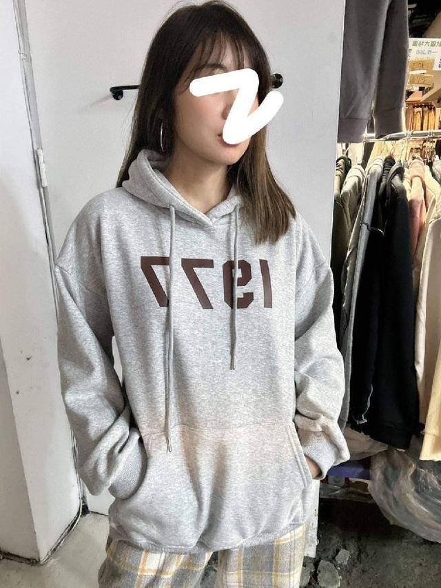 寶寶絨1977連帽大學T(預購）