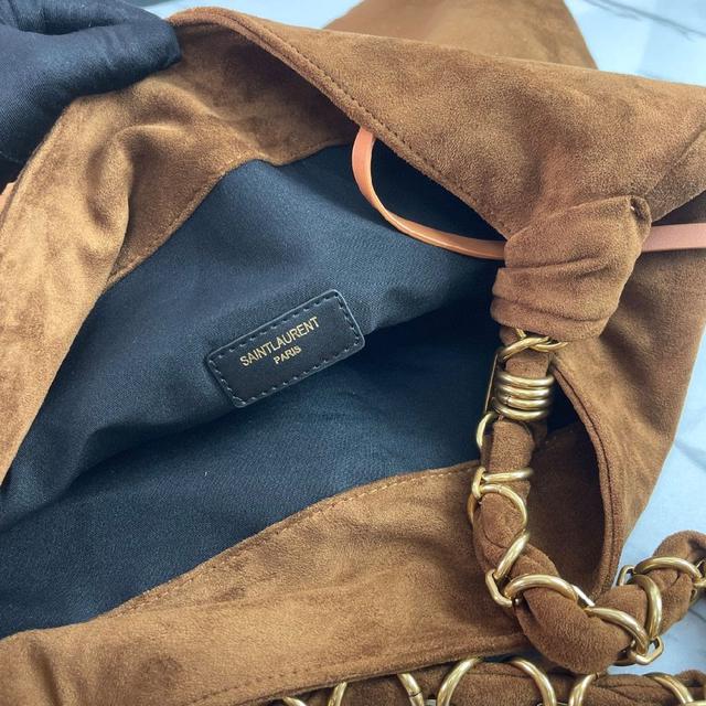 极致奢华的box小牛皮  细腻丝滑  高级感拉满[强]设计上加了手柄