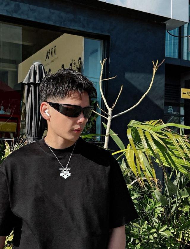 迪桑特 2025年春夏新品上新 三标齐全 丝光棉圆领短袖T恤