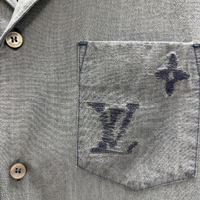 雾蓝色调邂逅Monogram提花，在条纹肌理中呈现清冷高级感。精选舒适棉质面料，