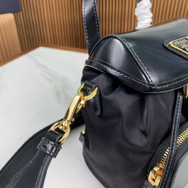P家最经典最畅销最百搭的背包新品 出行随性搭配