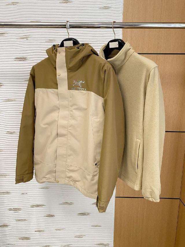 迪桑特 最高版本顶级全压胶版本冲锋衣