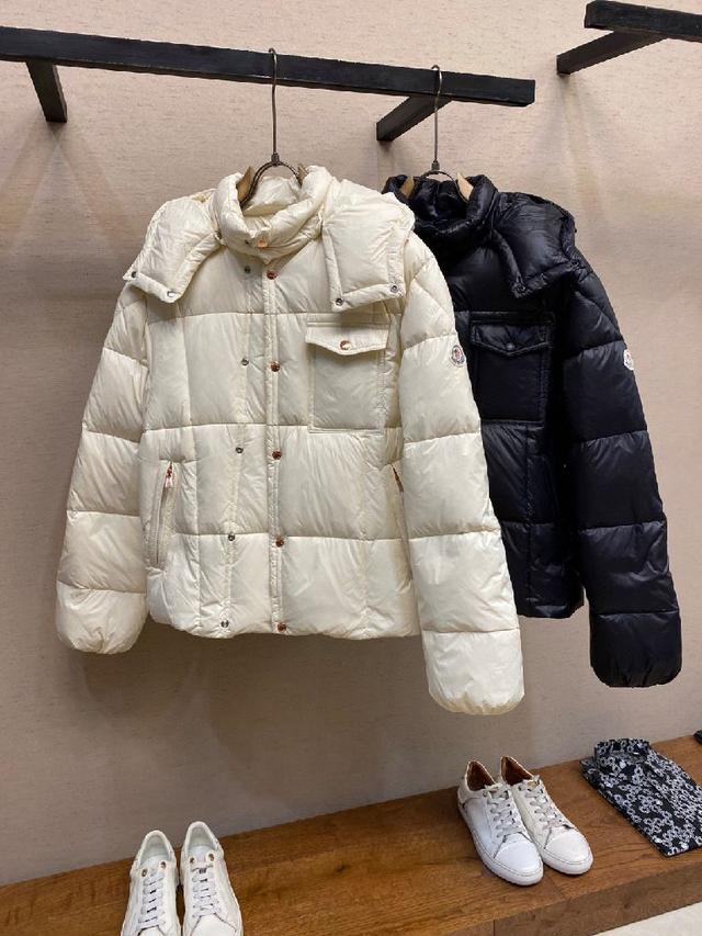 P4100   Moncler Cyclone 二合一羽绒夹克外套.柜台实拍展示.