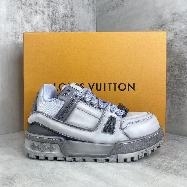 LV Louis Vuitton 23S走秀款Trainer 胖丁满钻面包