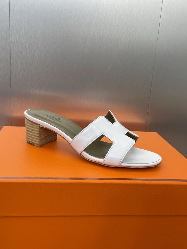 Hermes 春夏经典款 Oran 拼色工字拖女鞋  H家粗跟圆头露趾果冻