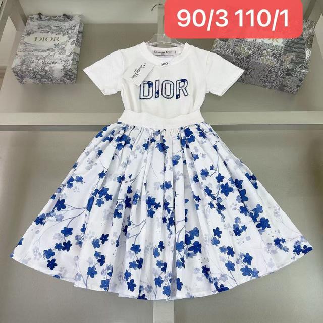900元选一套，1400元选二套！2000元三套