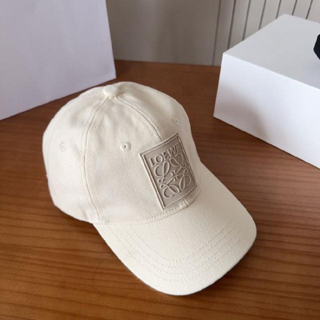 Loewe罗意威25春棒球们 颜值担当