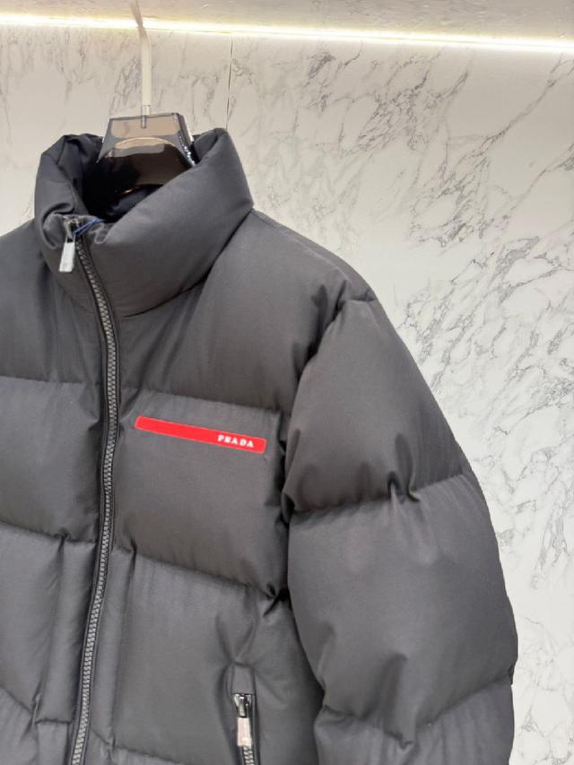 Moncler 羽绒服2025最新款时尚设计师款羽绒外套.处处细
