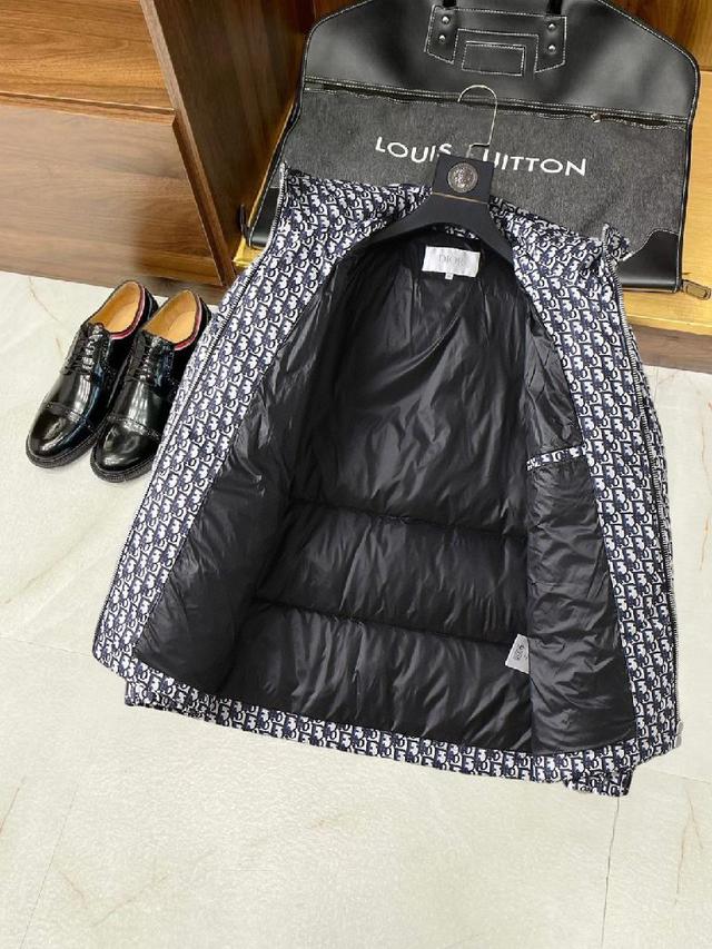 25秋冬男士时尚原版专柜同步羽绒服