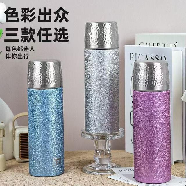 高顏值錘紋養生鈦保溫杯