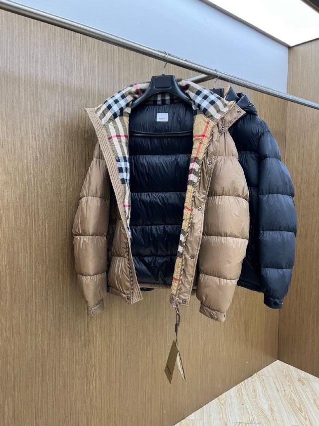 特级羽绒⬆️Burberry/ 076博柏利 撞色胶条字母Logo徽标连帽