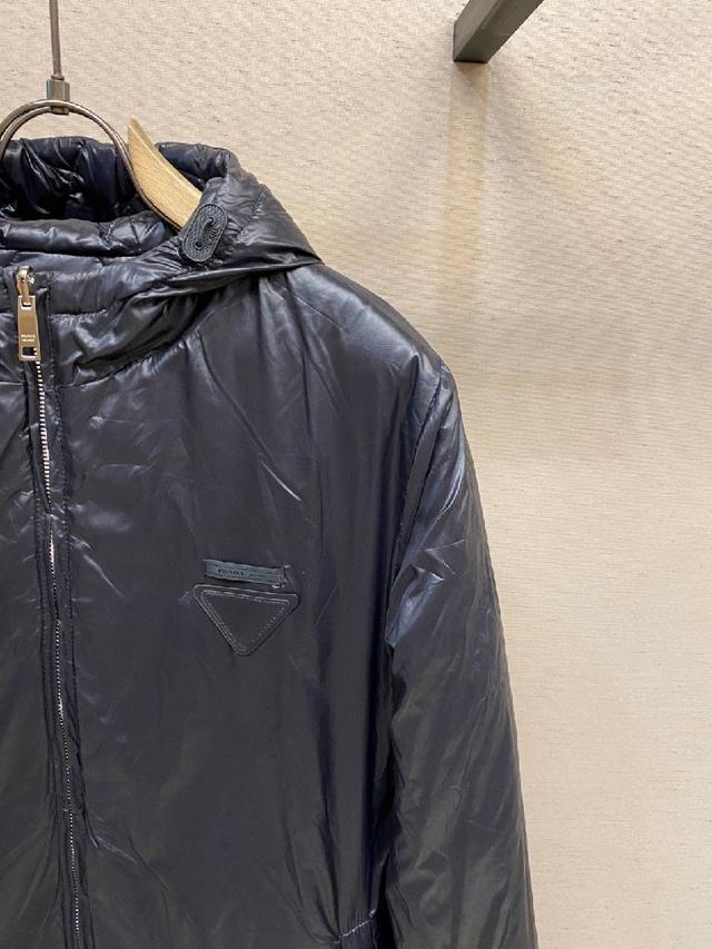 羽绒服2025最新款时尚设计师款羽绒外套.（连帽可拆卸