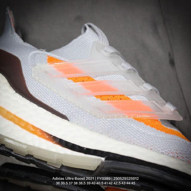 Nike/耐克 升级原楦原纸版开发版型，采用科技织法轻盈织物