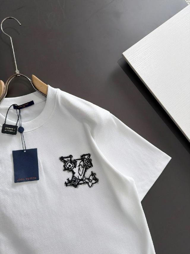 不变形 不缩水 立体垂感爆表 工艺介绍：毛线绣+印花工艺