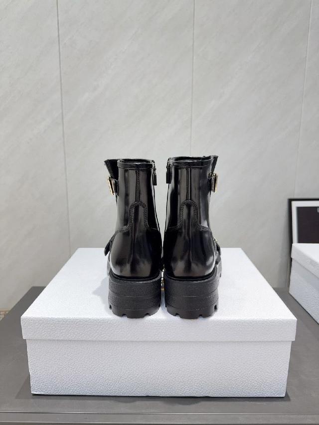 原版复刻，细节完全区别，全新复古科技电绣风向标