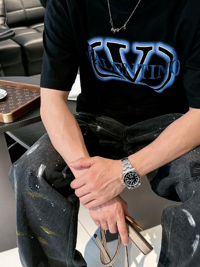 顶级货品🐮2025春夏新款首发专柜最新款短袖圆领T恤 高端