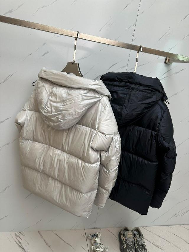 Canada Goose 加拿大鹅🦢 什么叫顶级高货，透着屏幕